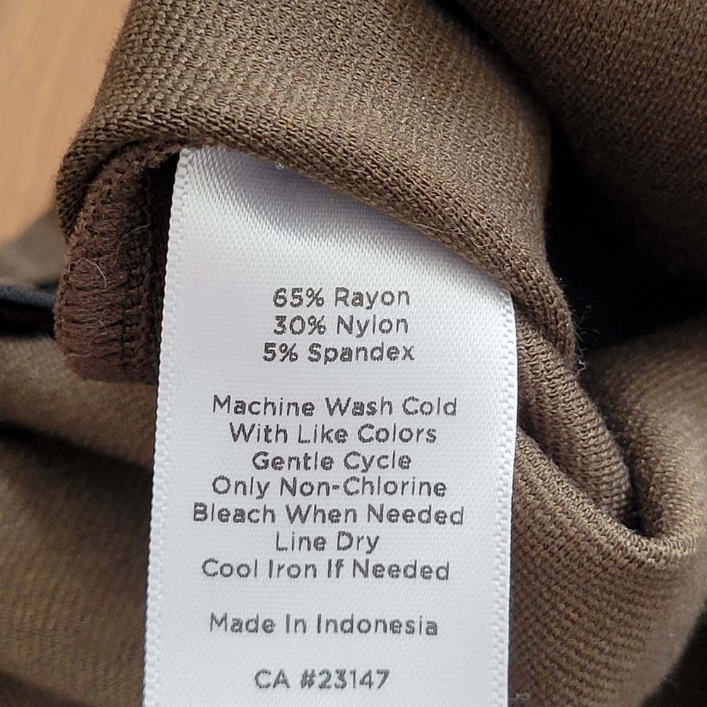 Talbots Pants Pull On Olive Geen Stretch Logo Snap Ankle Dark Academia Size LP - Picture 12 of 17